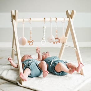 Baby Gym Funny Supply de madeira com 6 brinquedos de ginástica dobráveis naturais