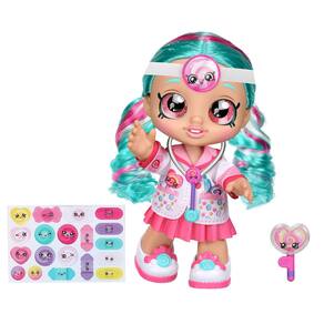 Boneca Kindi Kids Fun Time Dra. Cindy Pops 25 cm com estetoscópio