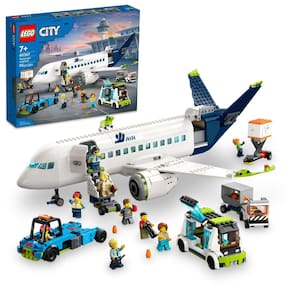 Conjunto de brinquedos de construção LEGO City Passenger Airplane 60367 Kids