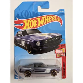 Toy Hot Wheels antes e agora 4/10 Purple `67 Mustang 315/365