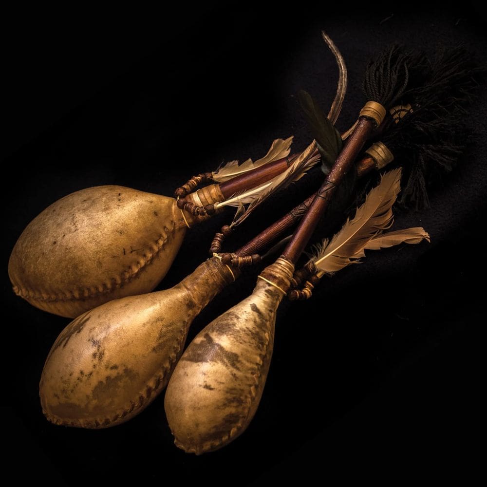 Shaman Shaker Terre soa como chuva ou pele de cabra oceânica