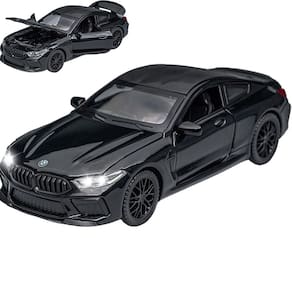 Carro de brinquedo ERBADIHAGO BMW M8 1/32 Metal com luz e som há mais de 3 anos