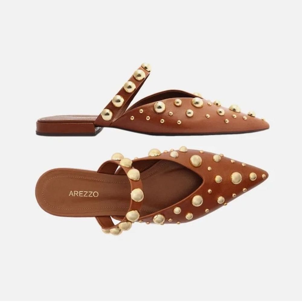 Sandalia Marrom Couro Bico Fino Studs Arezzo Feminino