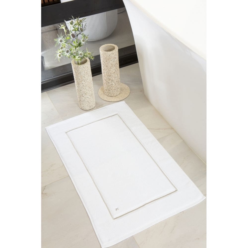 Toalha de Piso Kacyumara Lázio 100% Algodão 48cm x 80cm