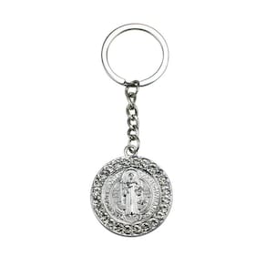 Chaveiro Medalhão São Bento Prateado E Dourado 3.5Cm