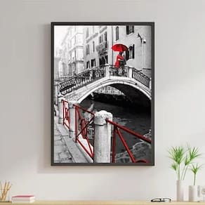 Quadro Casal Com Sombrinha Vermelha 24X18Cm - Madeira Preta