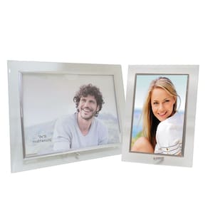 Conjunto Porta Retrato Vidro Borda Prata 10x15 Vertical e 15x20 Horizontal – Tuut