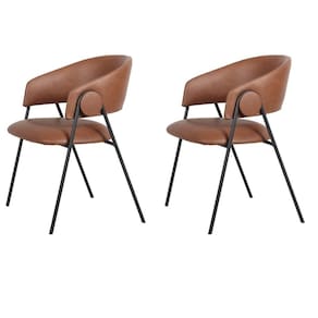 Kit 2 Cadeiras com Braços Toulouse Júlia Mara Fratini Poliureto (PU) Caramelo Base Aço Carbono Preto