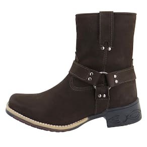 Bota Country Couro Cano Médio Aplicaçoes Argola Lateral Sola Borracha Costurada Palmilha EVA