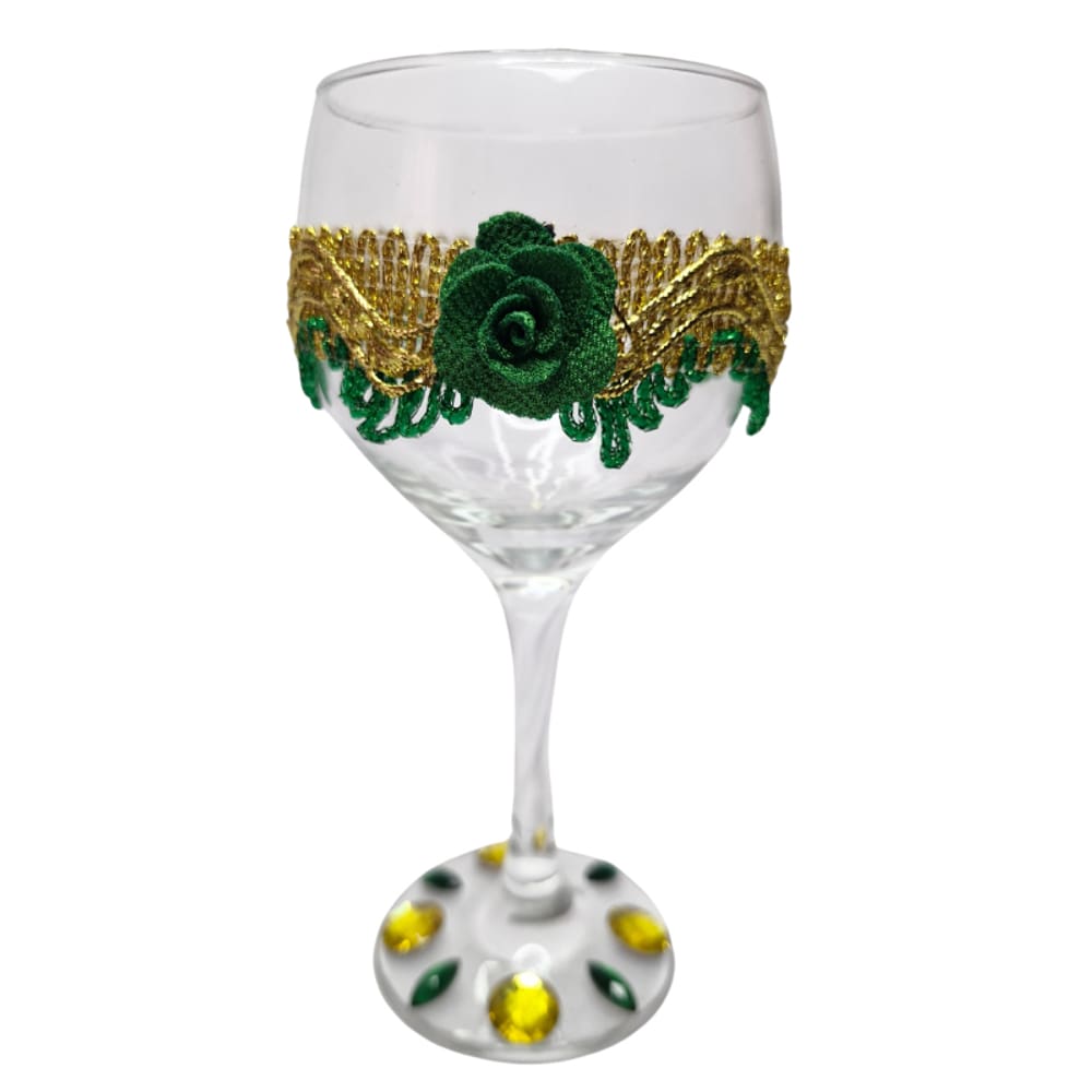 Taça Vidro Cigana Esmeralda Verde e Dourado Altar 365 ml