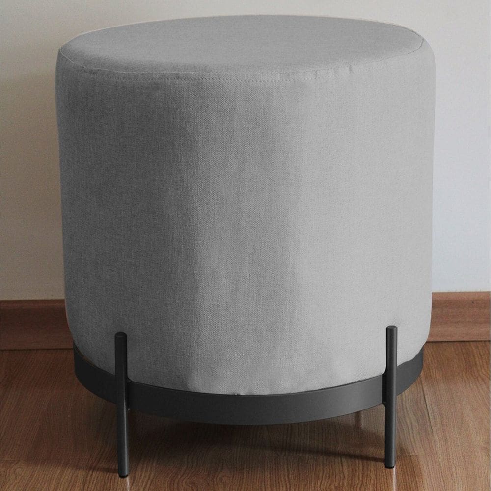 Puff Compacto Estofado Linho Base de Metal Cinza