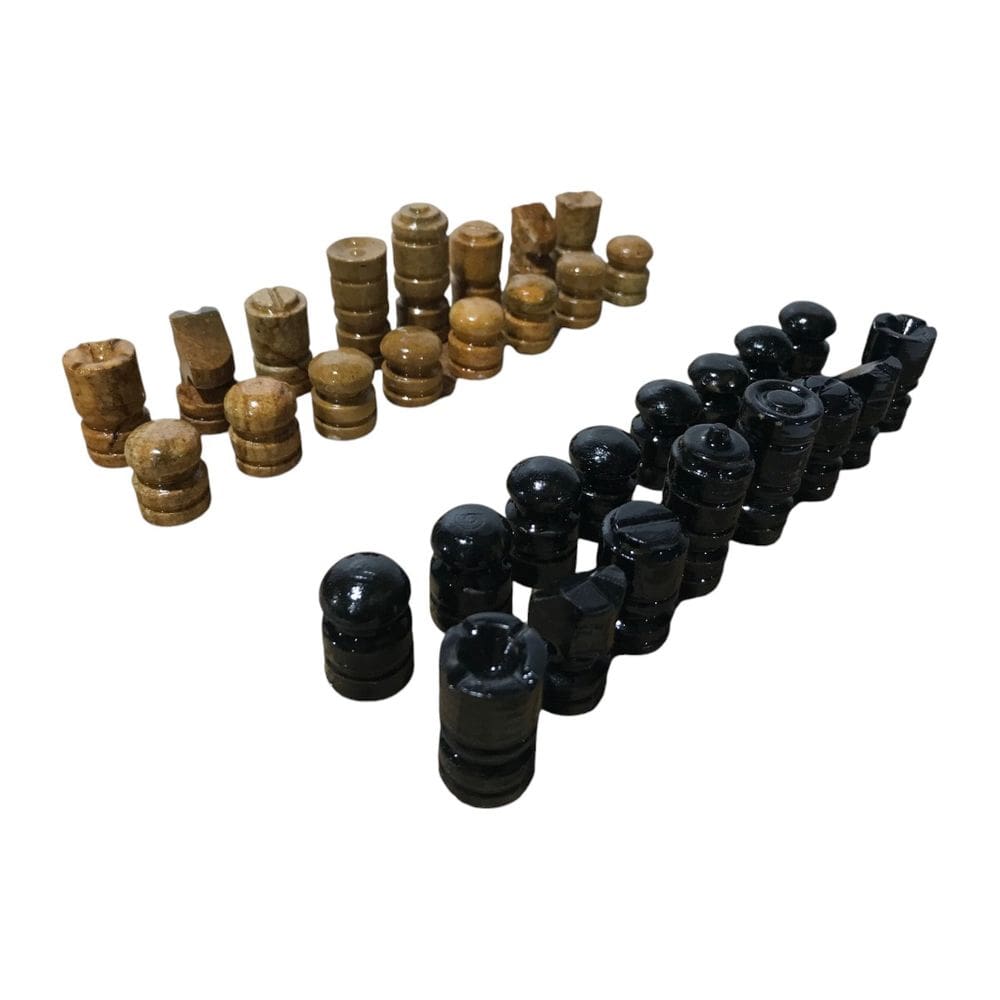 Peças de Jogo de Xadrez de Pedra Sabão - 16 claras e 16 escuras