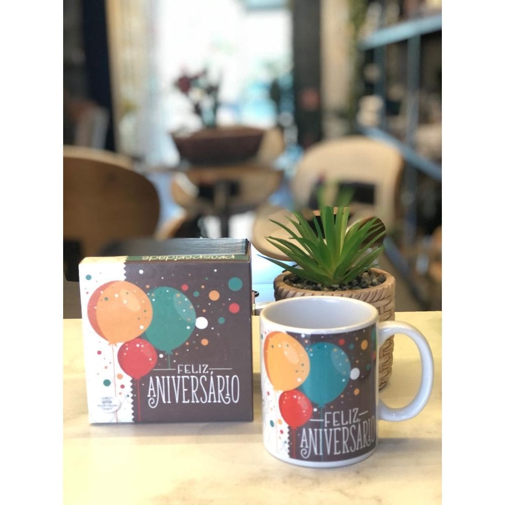 Caneca em Cerâmica Feliz Aniversário 2  - 300ml