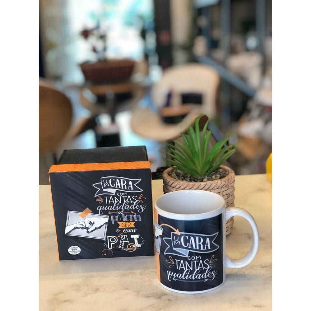 Caneca em Cerâmica Pai De Qualidades - 300ml