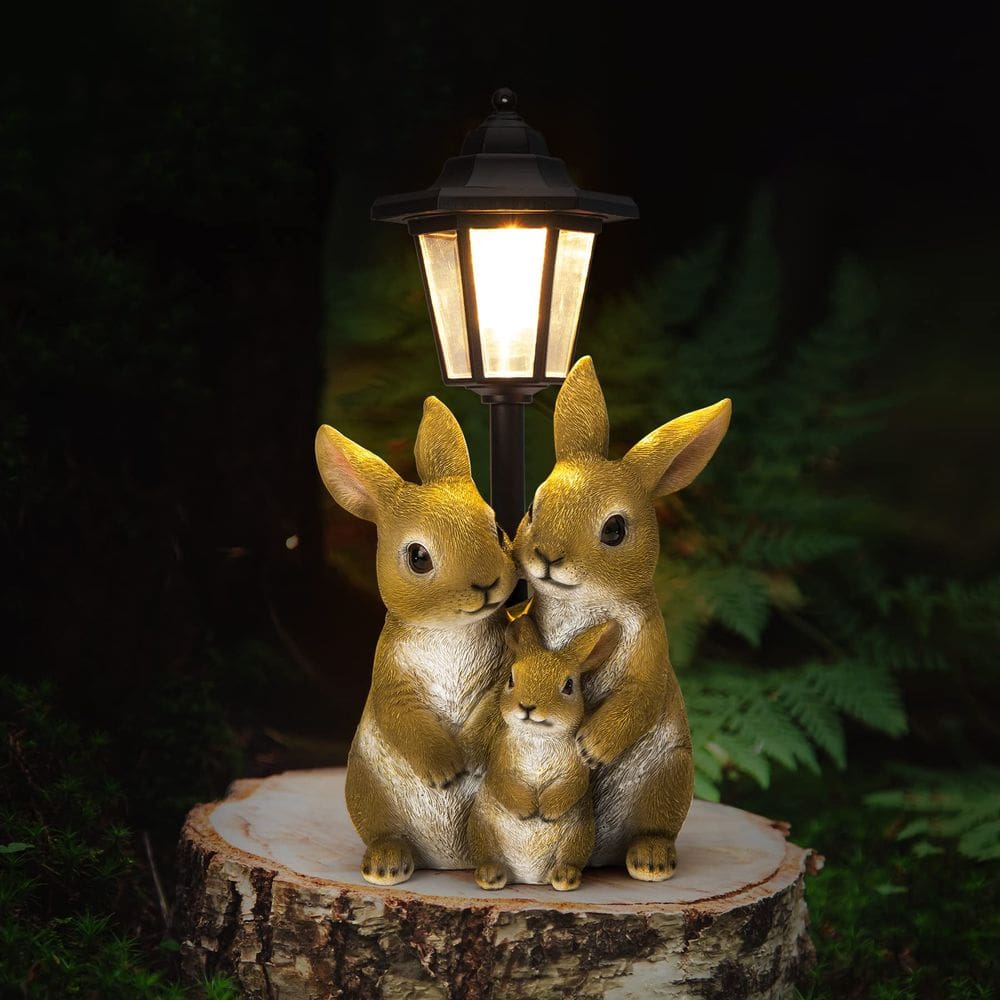 Estátua de jardim POTEY Rabbit Family com luz solar em resina de 38 cm