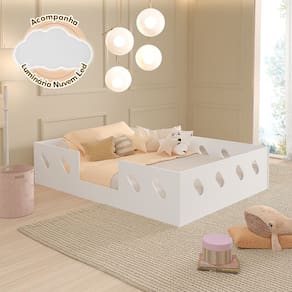 Cama para Criança Infantil Montessoriana Casal Helena - Branca Acompanha Luminária Nuvem