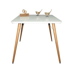 Mesa Jantar Pés Palitos Tampo Quadrado Vidro Laqueado 140cm Branco