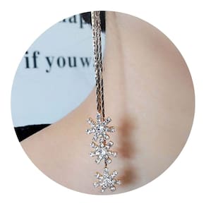 Brinco Feminino Franja Longo Fino 3 Estrelas Strass Dourado