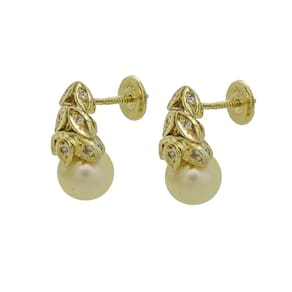 Brinco Ramos ouro 18k com Pérolas agua salgada e diamantes