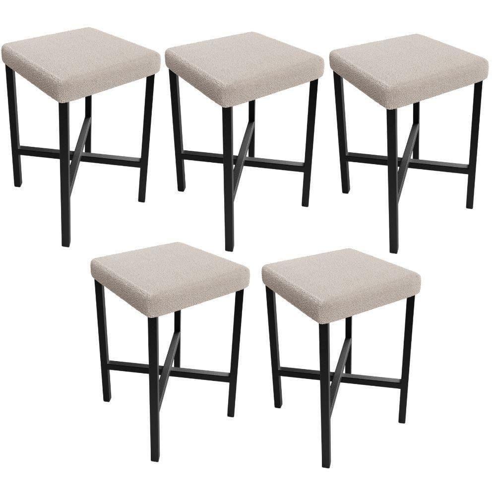 Kit 05 Banquetas Baixa Bar Cozinha Sala De Jantar Preto Stella L02 Bouclê Creme - Lyam Decor