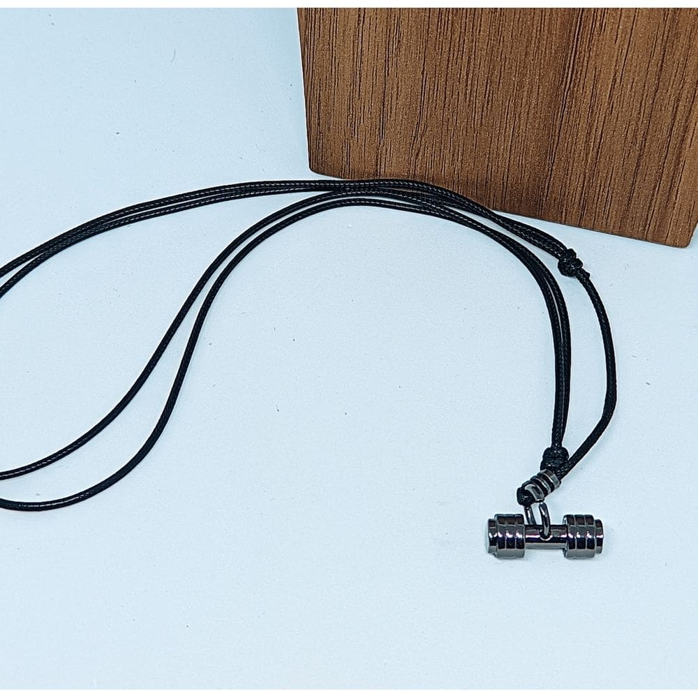 Colar gargantilha Fio Couro Cordão encerado Ajustável Masculino Feminino Pingente Halteres aço Inox Peso Anilha academia