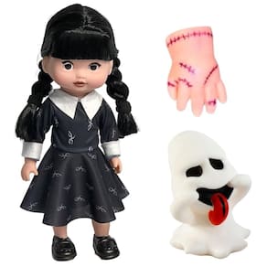 Boneca Wandinha Halloween Com Acessórios Temáticos Da Série
