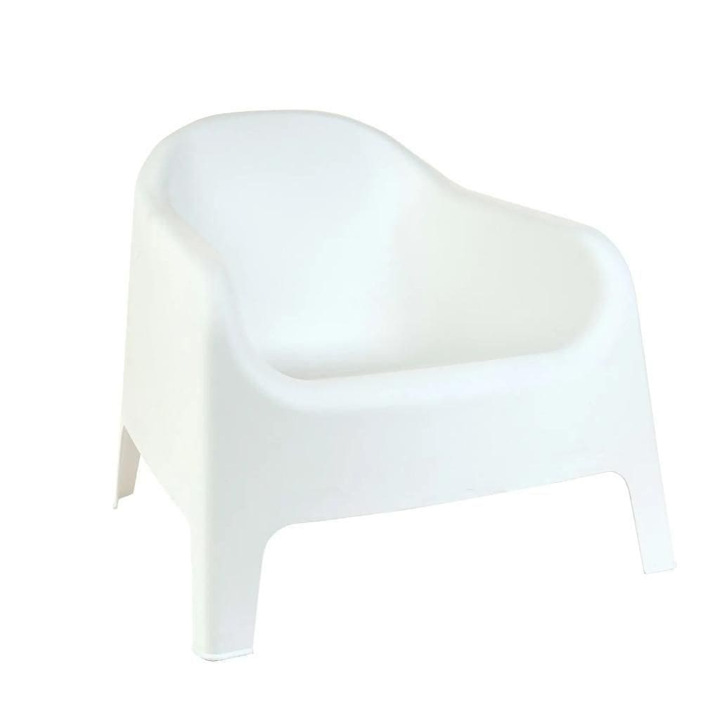 Poltrona Skarpo Branco para Conforto em Sala de Estar