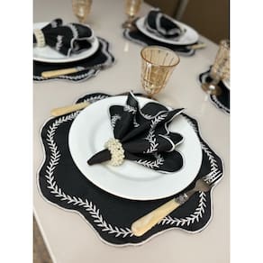 Jogo Americano 8 Peças Paris Preto Bordado Branco