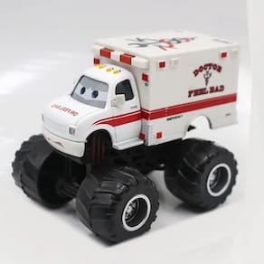 Toy Cars Set Movie Cars 3 Black Storm Jackson Lightning McQueen Curz Mater com rodas gigantes 1:55 Veículos fundidos sob pressão para crianças