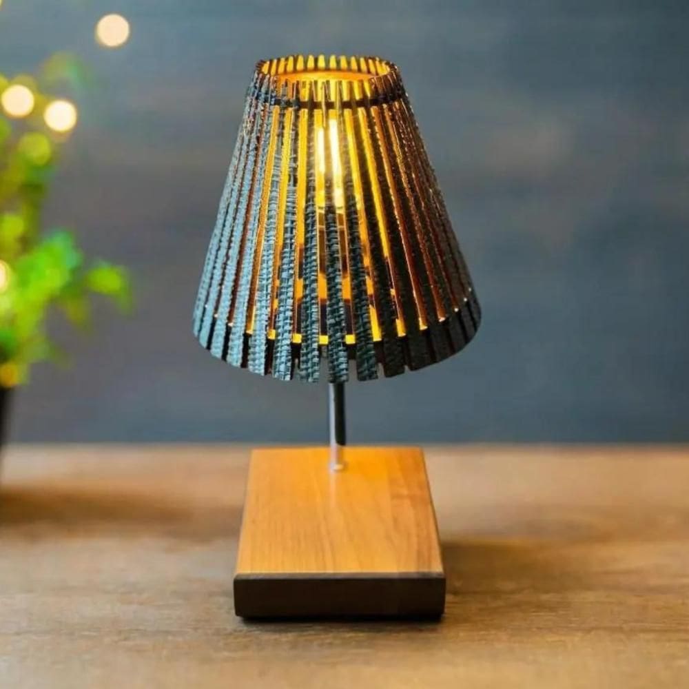 Luminária Laminada com Cúpula Curitiba Freijo