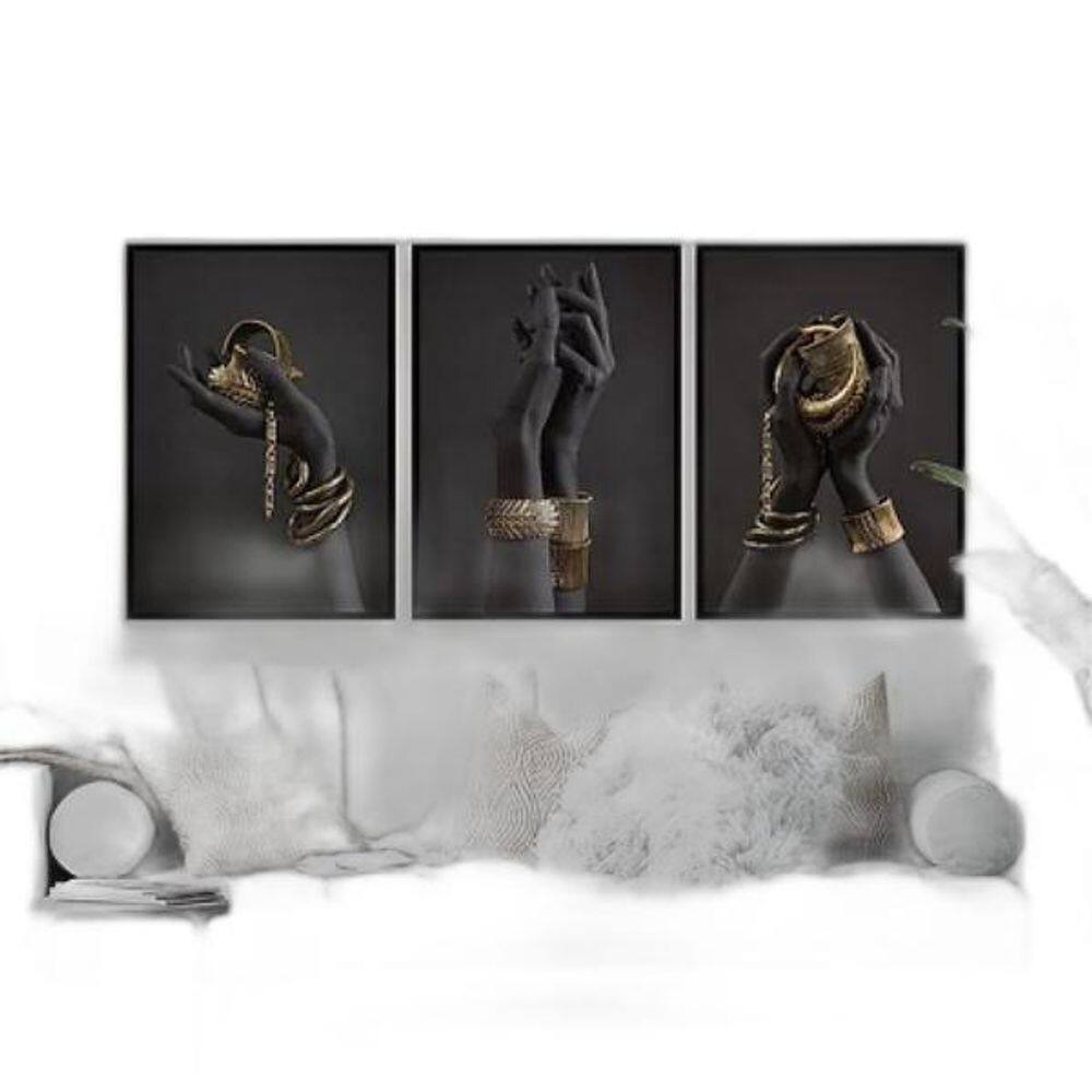 Kit 3 Quadros Fotografias Mãos Negras 45X34Cm Madeira Preta