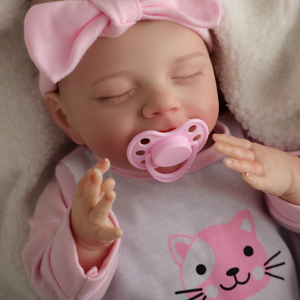 Boneca Reborn EIKIVAU Lifelike 45 cm com kit de alimentação de 3 anos ou mais