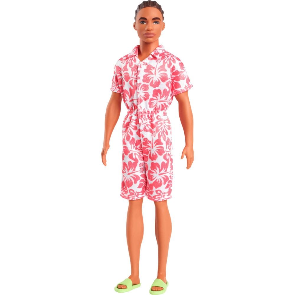 Boneca moderna Barbie Fashionistas Ken #235 com macacão coral