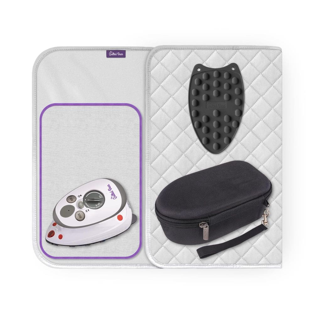 Ferro de viagem The Quilted Bear Mini Iron com Rest & Mat Black