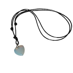 Colar Pedra Da Lua Coração Opalina Feminino Design Elegante