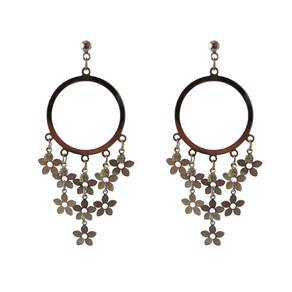 Brinco Folheado a Ouro Flores - Selecione a Cor