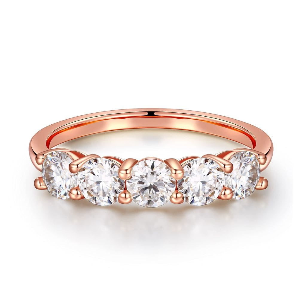 Banda de aniversário MOOSEA Moissanite 5 Stone preenchida com ouro rosa 14K