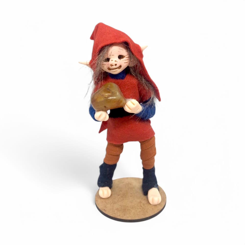 Estátua Duende Chápeu Vermelho e Jaspe Marrom Proteção 15 cm
