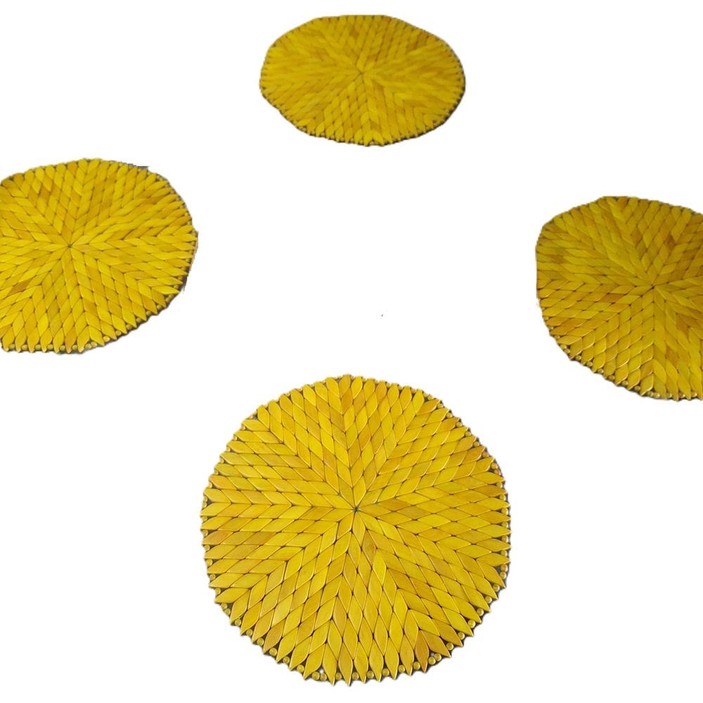 Kit 4 Lugares Americanos Madeira Redondo Porta Prato Amarelo