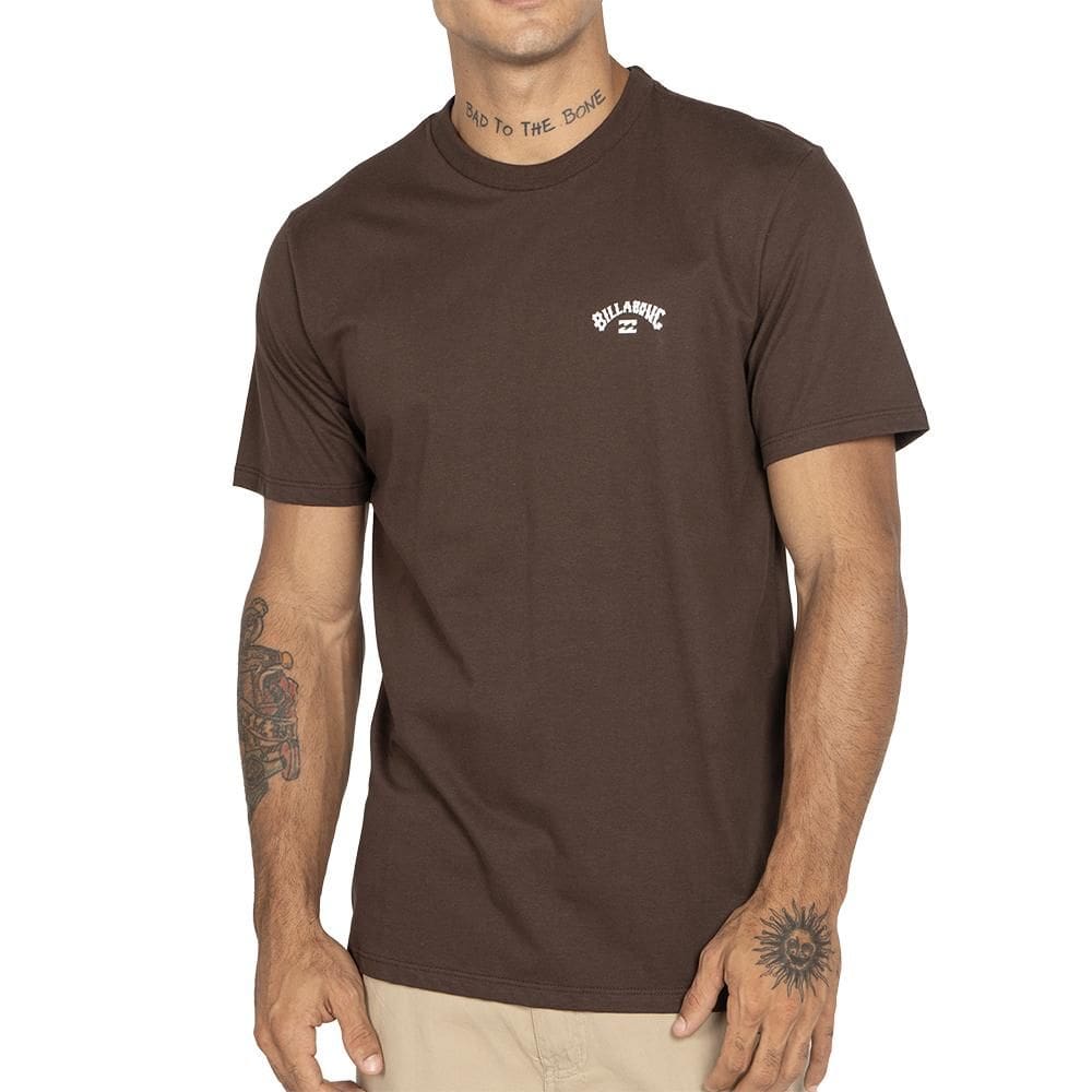 Camiseta Billabong Small Arch WT25 Masculina Marrom Escuro