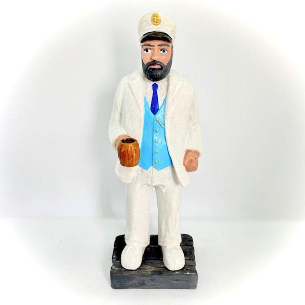 Escultura Capitão Umbanda Em Resina 21 Cm