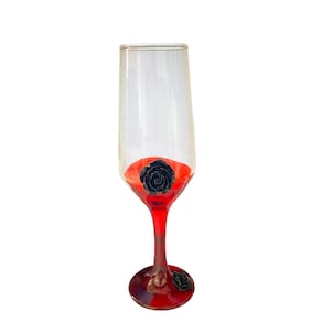Taça Pomba Gira Luxo Rosa Negra Decorativa Champagne 186ml