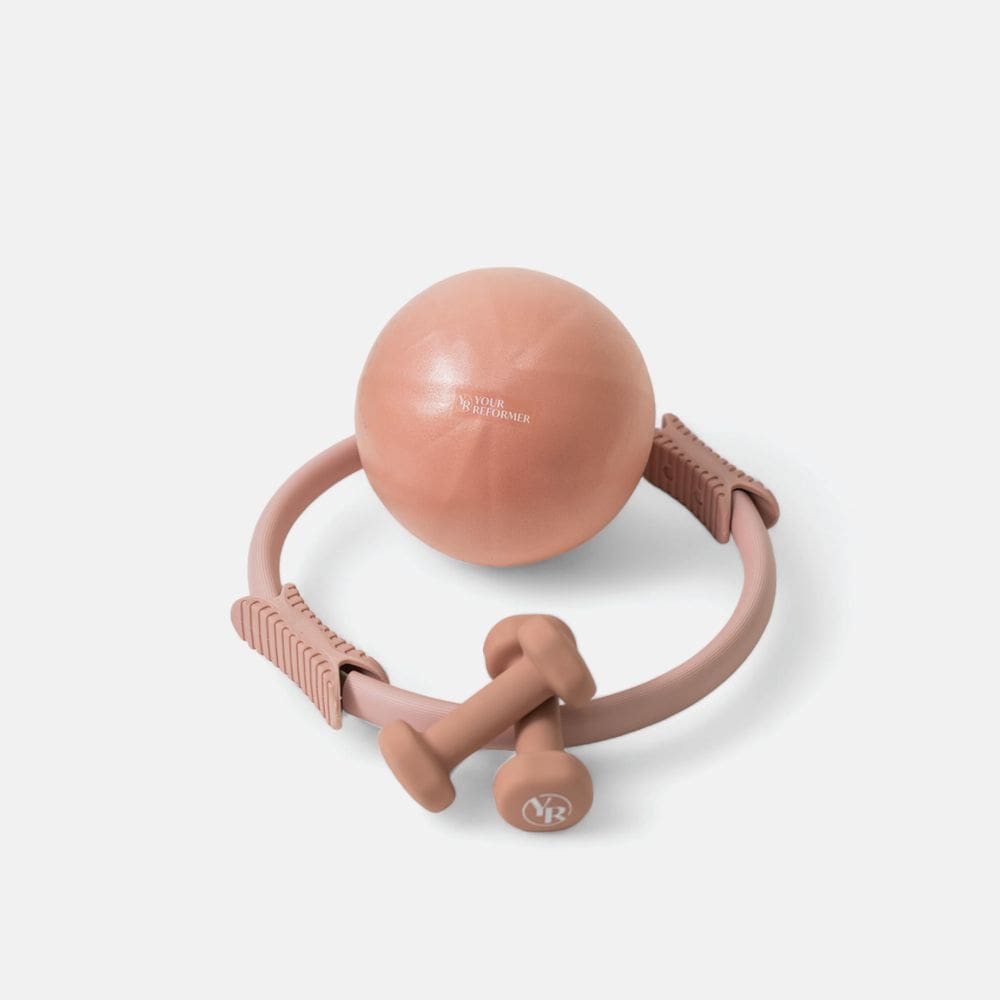 Kit de adereços de Pilates Your Reformer com anel de Pilates, bola e haltere