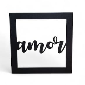 Placa Decorativa Palavra Amor em Mdf Cor Preto 19 cm