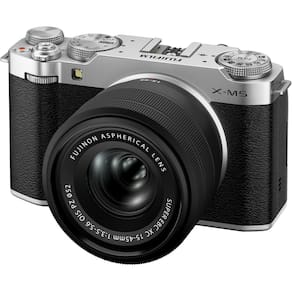 Câmera mirrorless Fujifilm X-M5 com lente 15-45mm (PRATA)