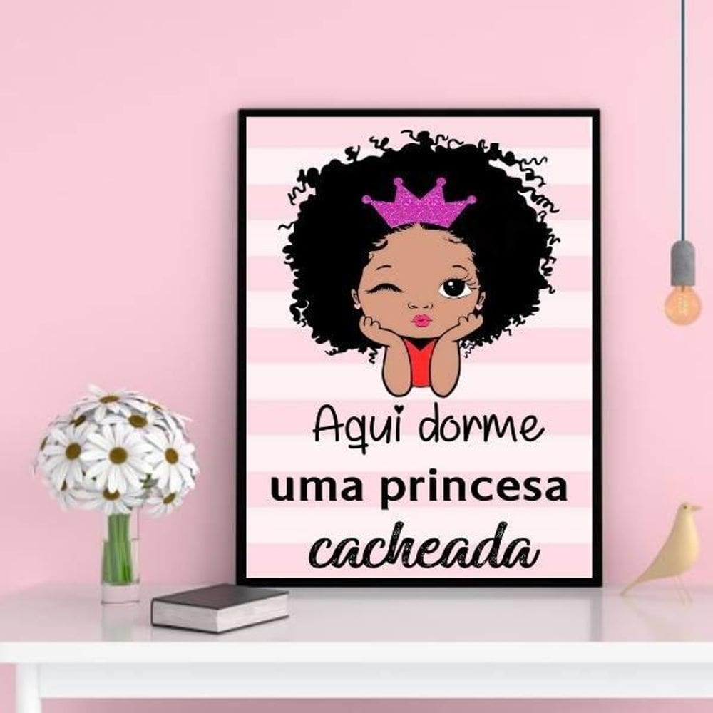 Quadro Aqui Dorme Uma Princesa Cacheada 45X34 Madeira Preta