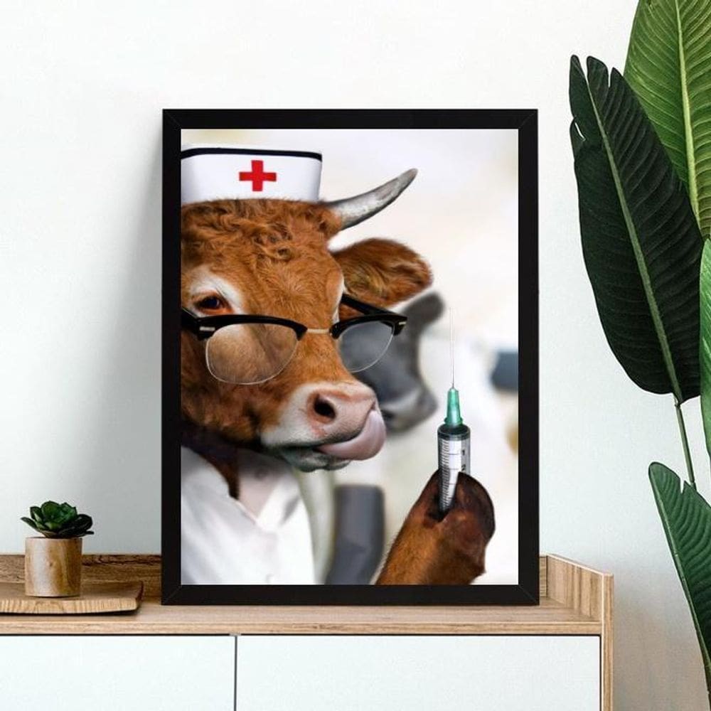 Quadro Decorativo Vaca Veterinária 33X24Cm - Com Vidro
