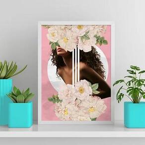 Quadro Mulher Morena Flores Rosa 33X24Cm - Com Vidro