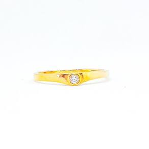 Anel Alice Com Zirconias Brancas Folheado A Ouro 18K