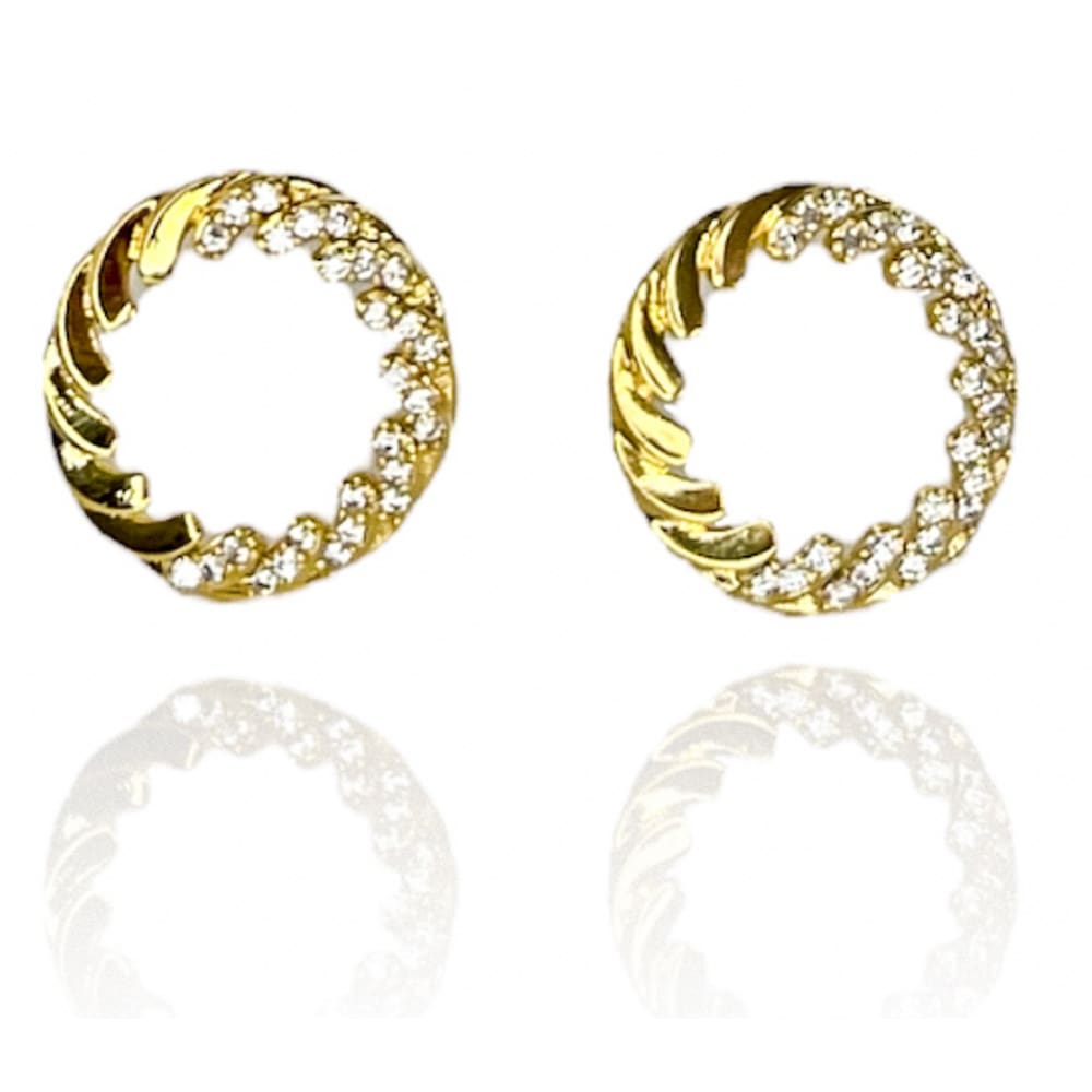 Brinco Aro Torcido Cravejado Com Zircônia Folheado Em Ouro 18k
